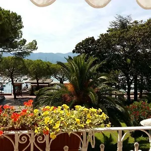 https://prima-fila.hotelitalianriviera.com
